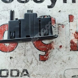 3C4857302