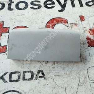 561868837A