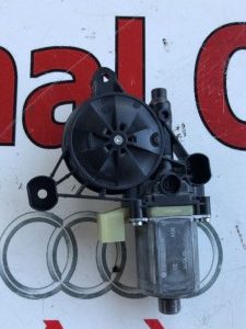 "5Q0959802B