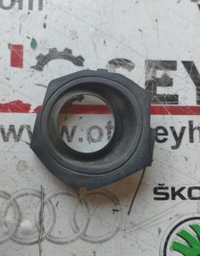 8D0905869