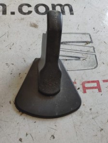 8P0886197