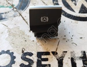 8V1927143C