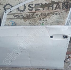 Audi A4 2014 ön sol kapı
