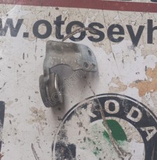 Audi A4 2014 silecek mekanizması bağlantı ayağı