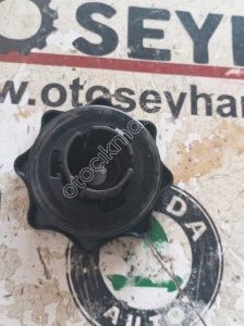 Audi A4 2014 stepne sabitleme somunu