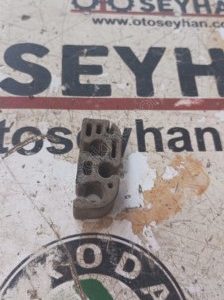 Audi A4 2014 yakıt borusu lastiği