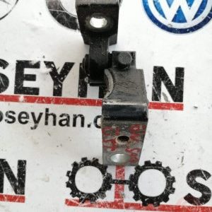 Audi a3 sportback 2008 sağ ön kapı üst menteşe