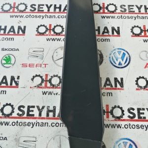 Audi a3 sportback 2008 sağ orta direk dış kaplaması