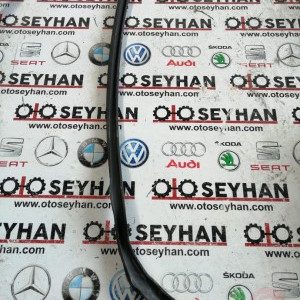 Audi a3 sportback 2008 sol arka kapı üst toz lastiği