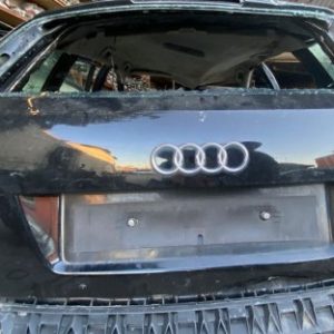 audi a3 sportback 2008 bagaj kapağı