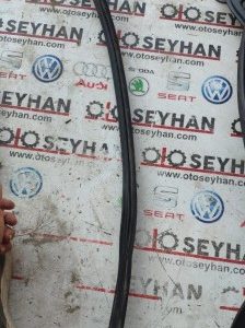 audi a4 2017 sağ arka kapı dış cam sıyırıcı fitil