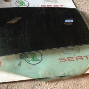 bmw 5 serisi e60 sağ arka kapı cam