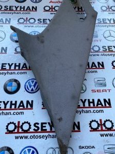 bmw 5.20 E34 sağ arka direk kaplaması
