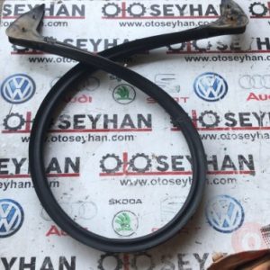 bmw x5 e70 üst bagaj kapağı alt toz lastiği