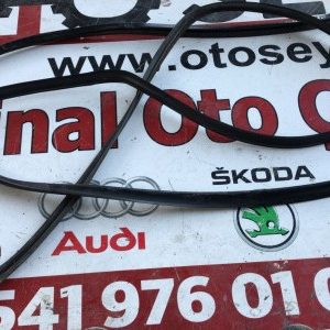 skoda octavia 2005 kapı toz lastiği