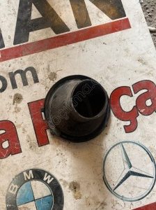 toyota carina helezon toz körüğü