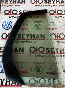 volkswagen golf 5 sağ arka kapı kelebek cam