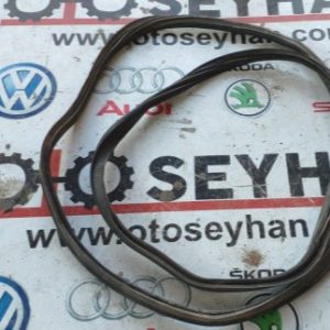 volkswagen polo ön sol kapı lastiği